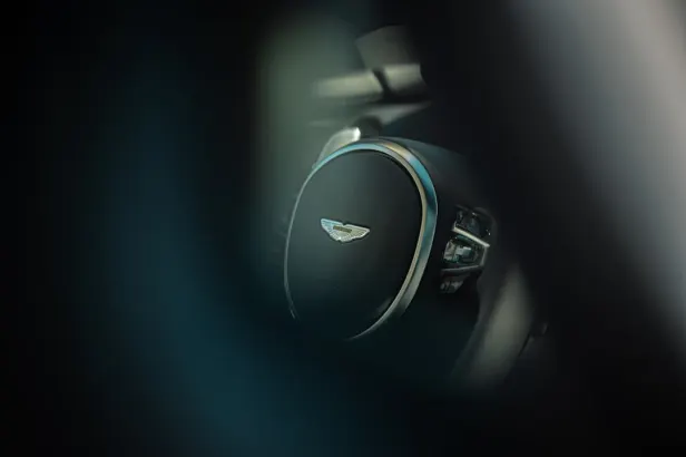 카지노 옴니 슬롯츠 안드로이드/iOS 앱